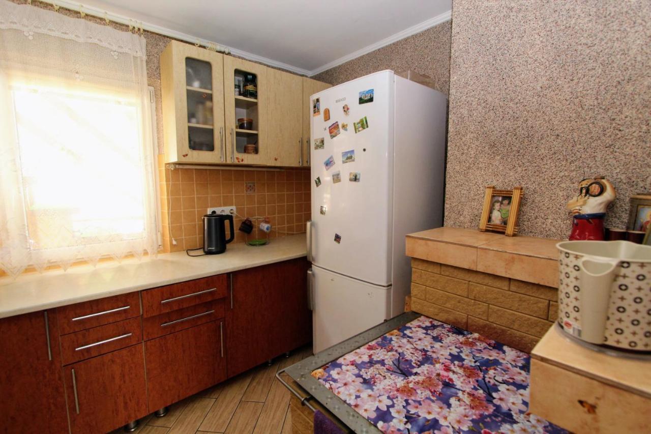 Hrystyna Apartment Yablunytsya Bagian luar foto