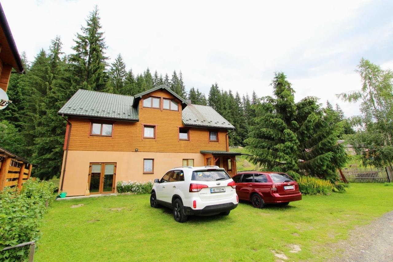Hrystyna Apartment Yablunytsya Bagian luar foto